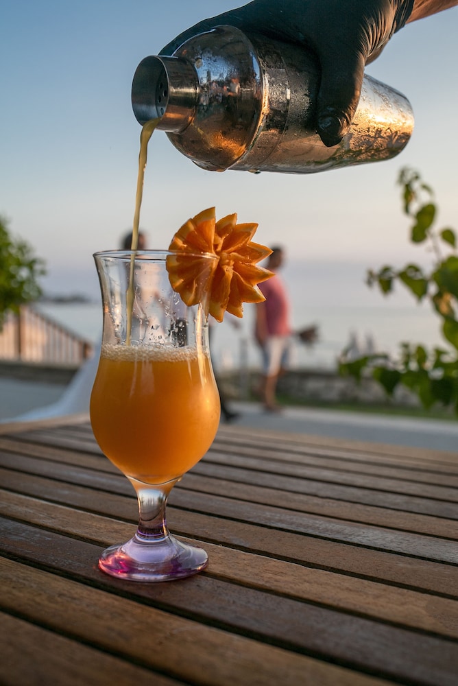 SIDE BEACH CLUB 写真5