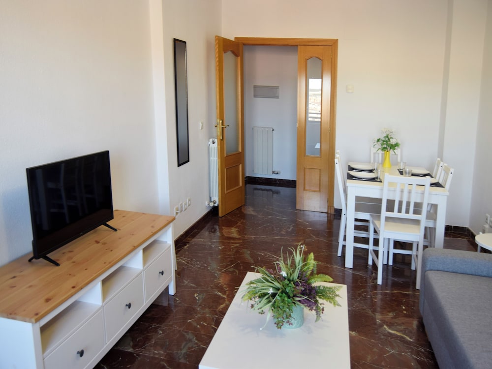 APARTAMENTOS EL PILAR 3000 20/34