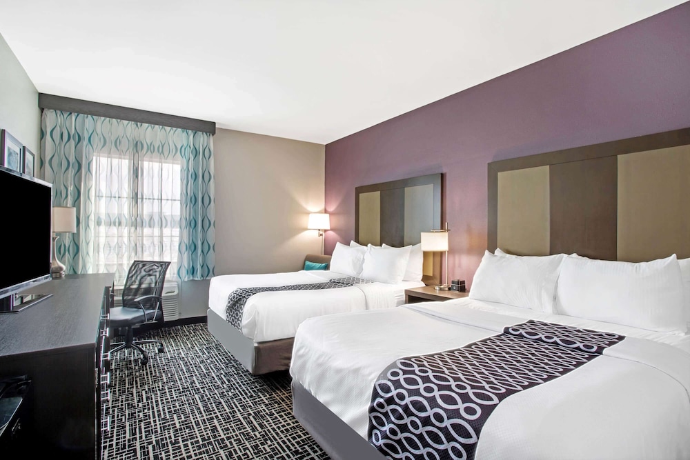 La Quinta Inn Suites By Wyndham York 16/53