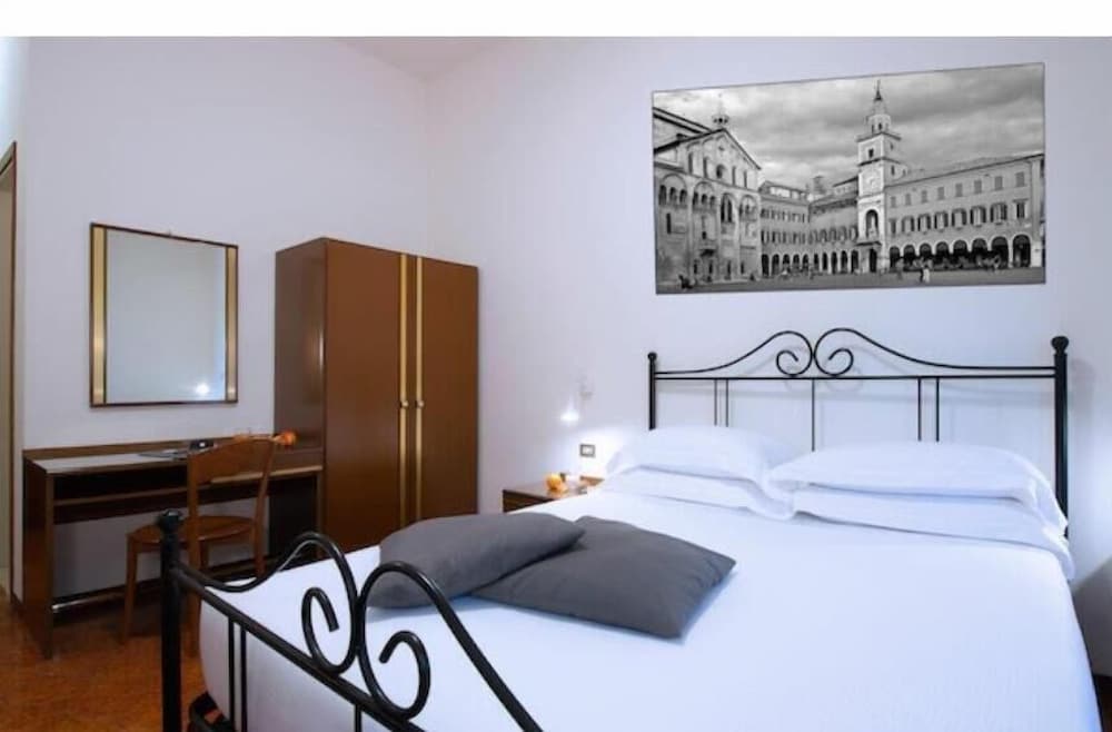 ECONOMY, DOUBLE BED