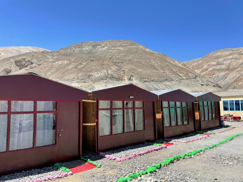 Pangong Delight Camp 2/36