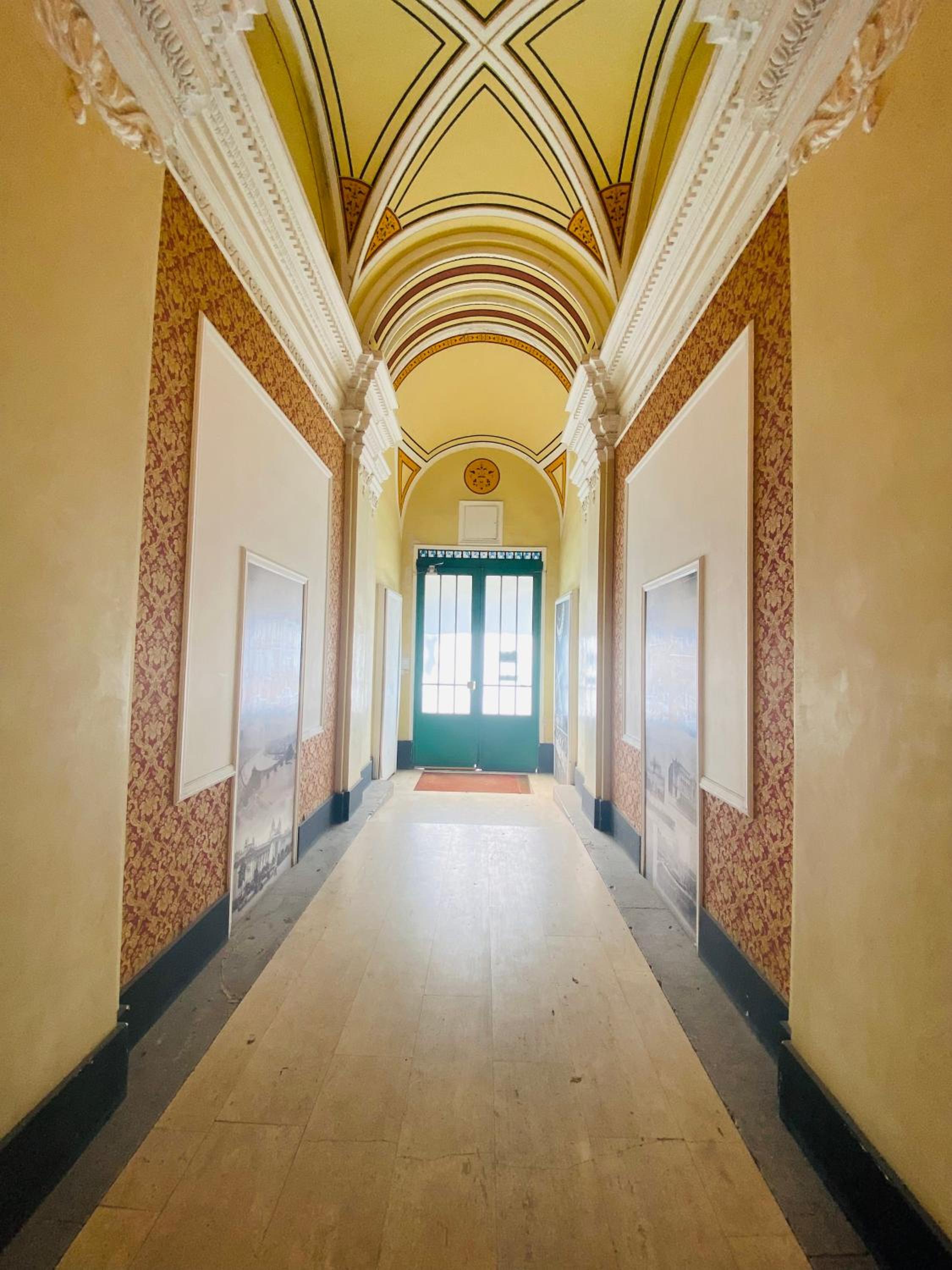 OPERA16 Guestrooms 3/37