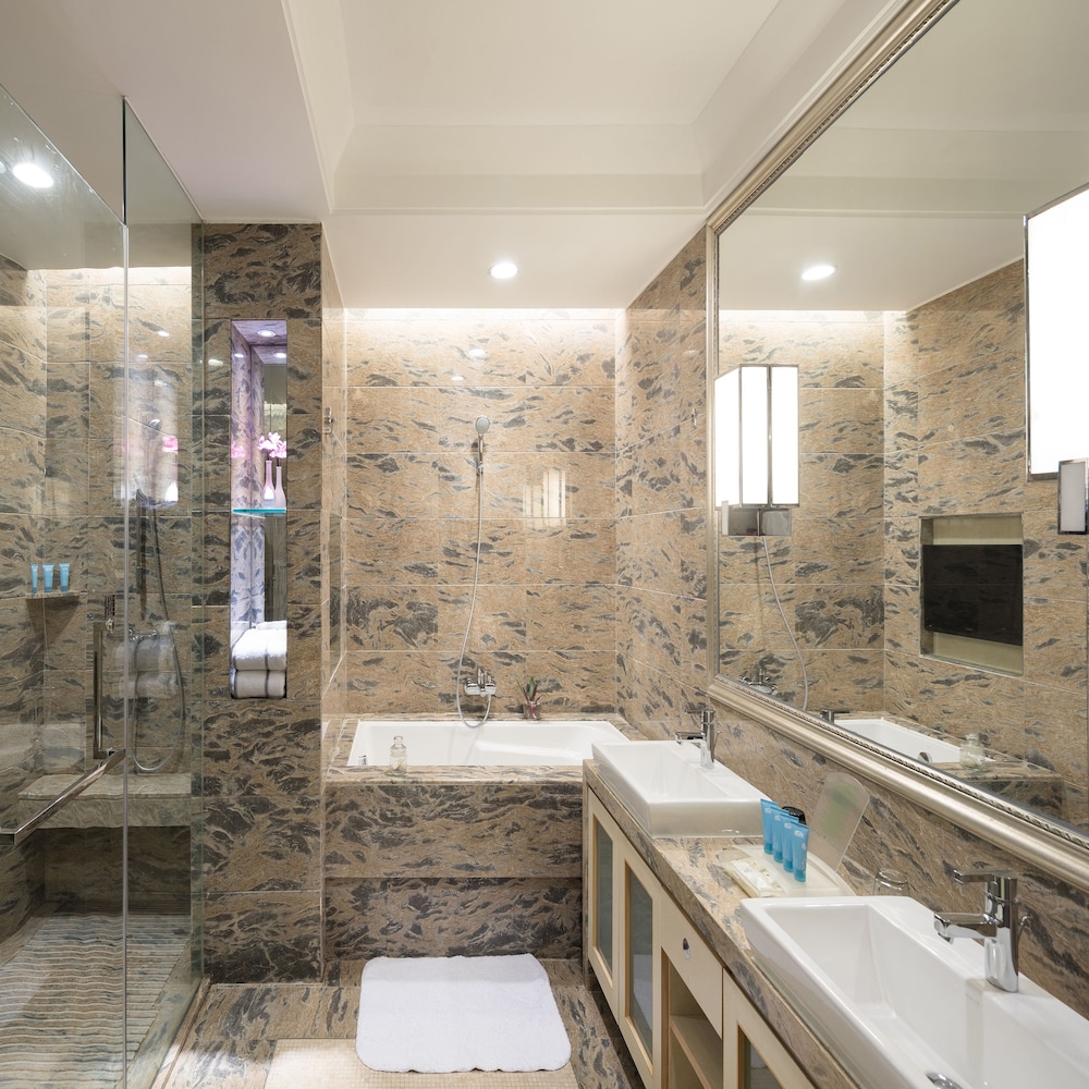 Cinese Hotel Dongguan Shijie 48/50