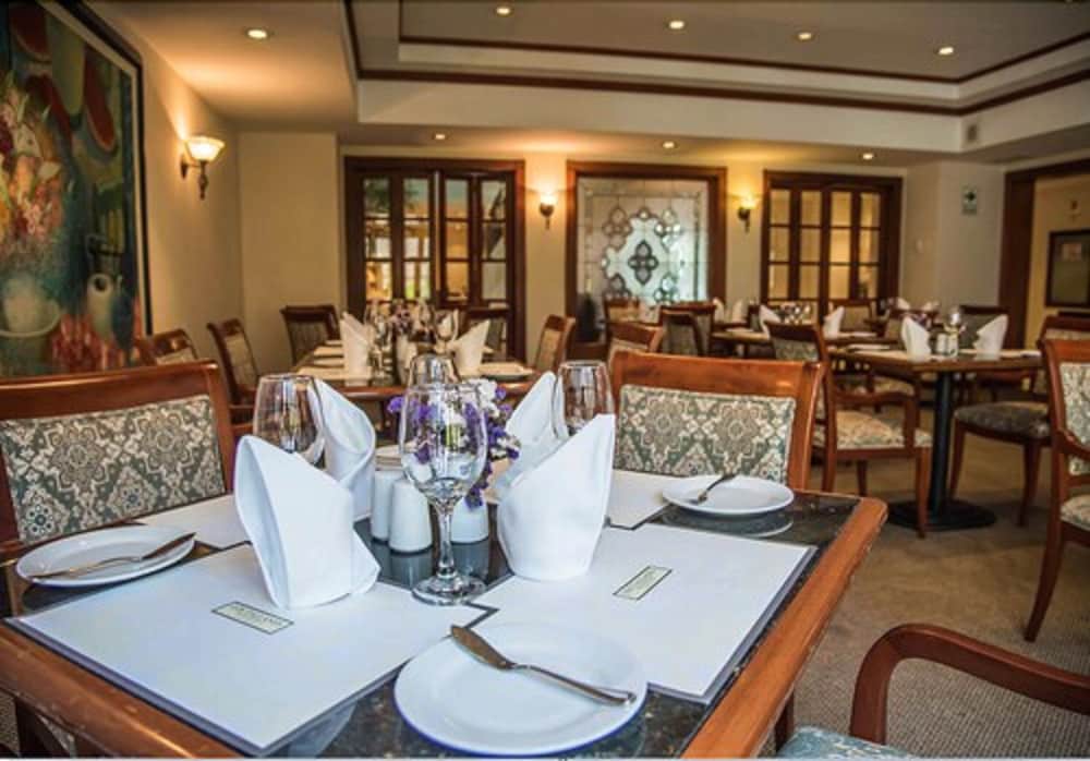 Los Tallanes Hotel Suites 60/70