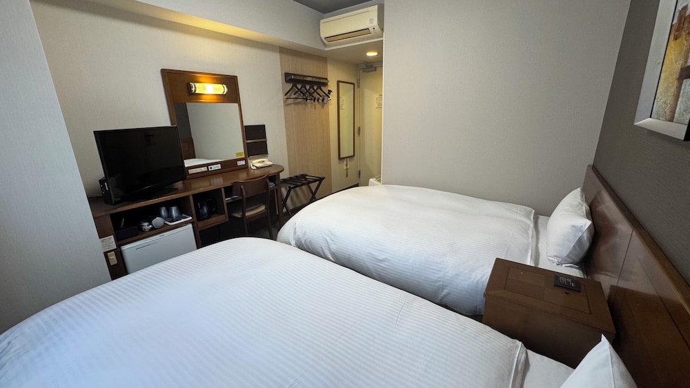 Hotel Route-Inn Gotenba Ekiminami 22/68
