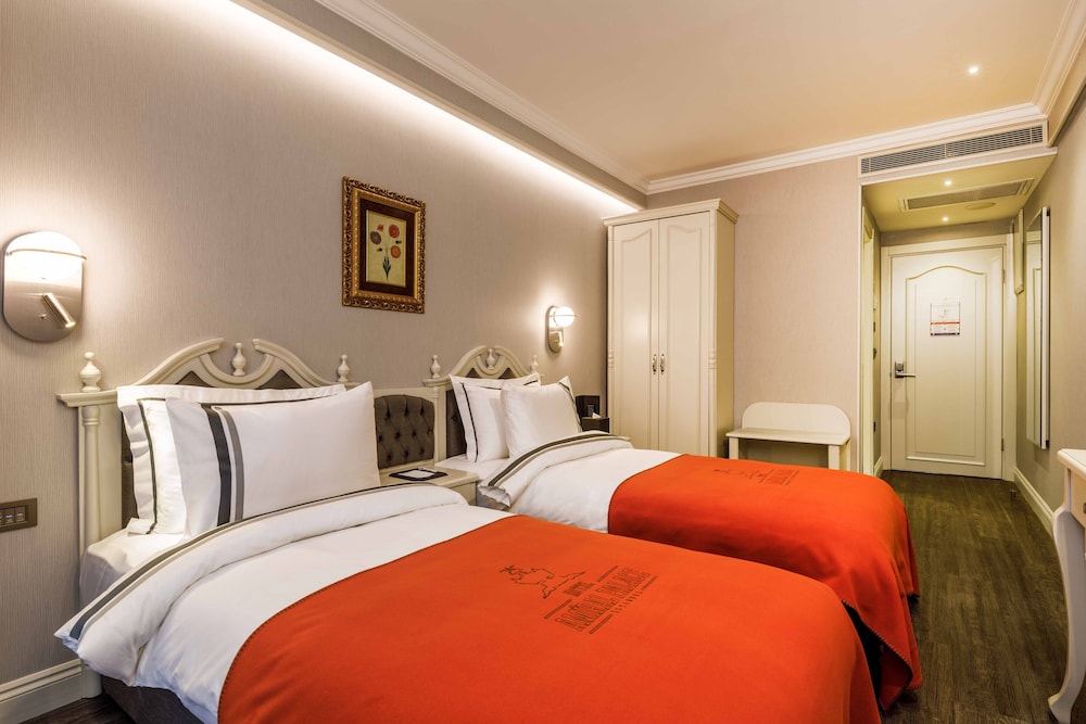 Amiral Palace Boutique Hotel 18/74