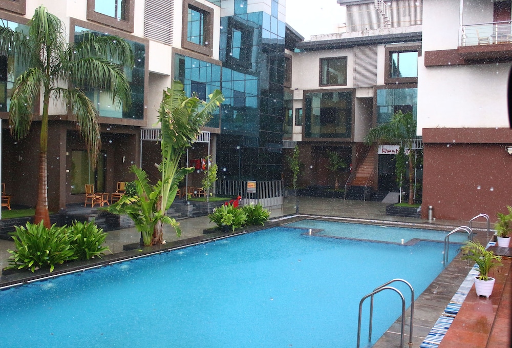 Krishna Park Resort 25/29