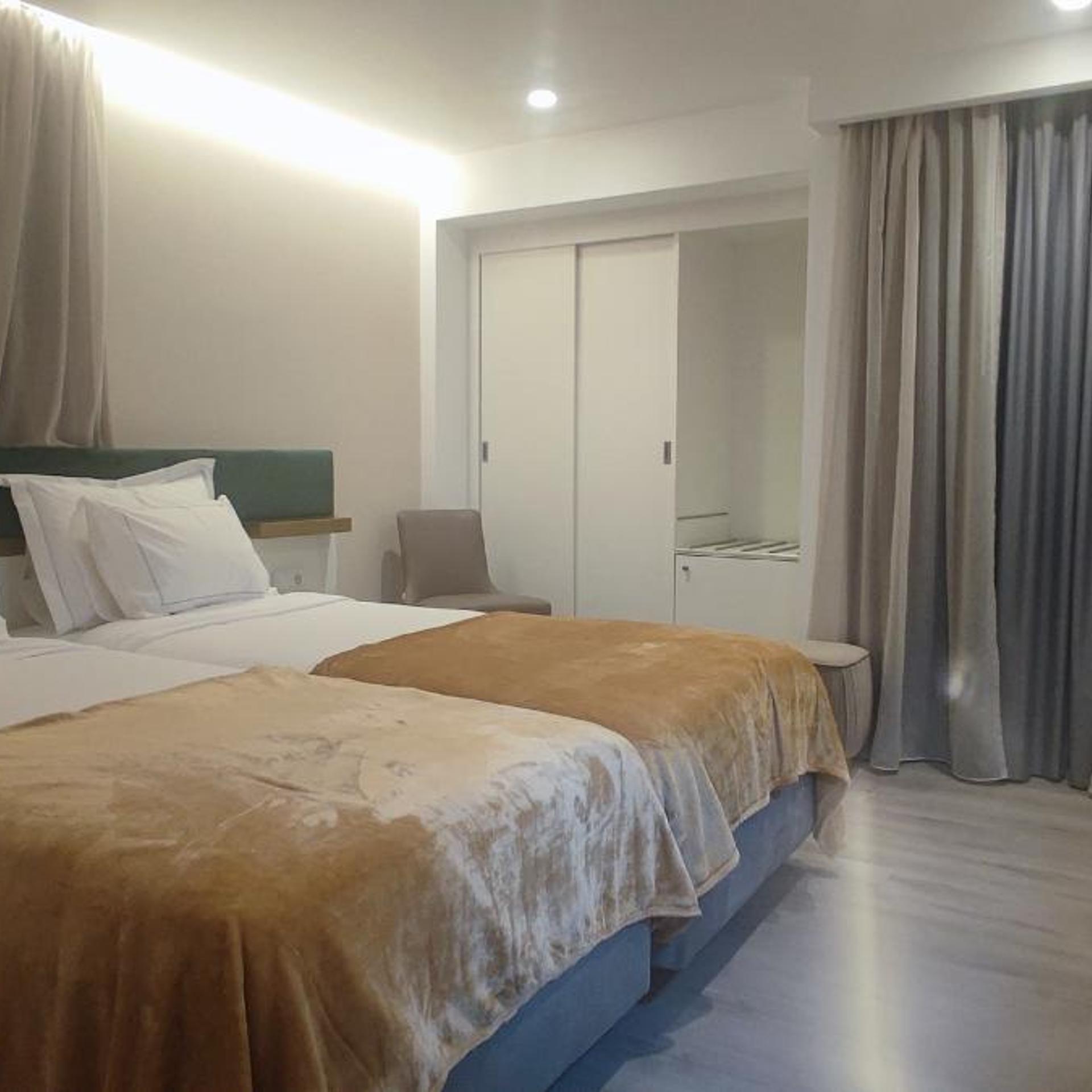 Hotel 4 Estacoes 13/50