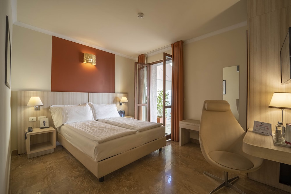 Della Signoria Hotel 11/42