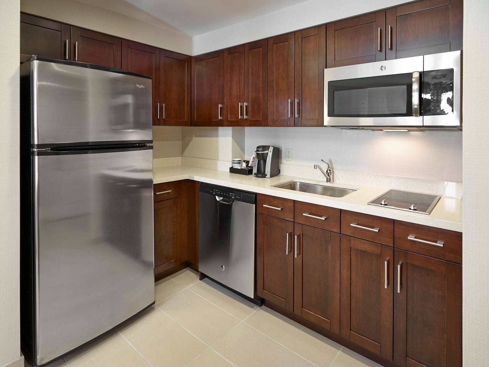 Suite, 1 King and 2 Queen Beds