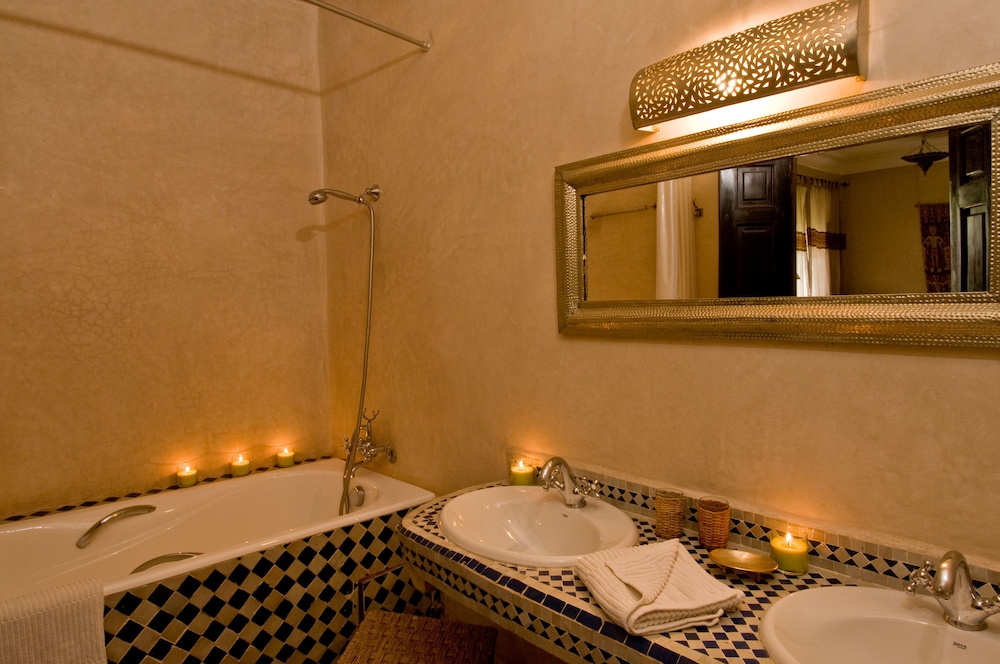 Riad Saba 31/64