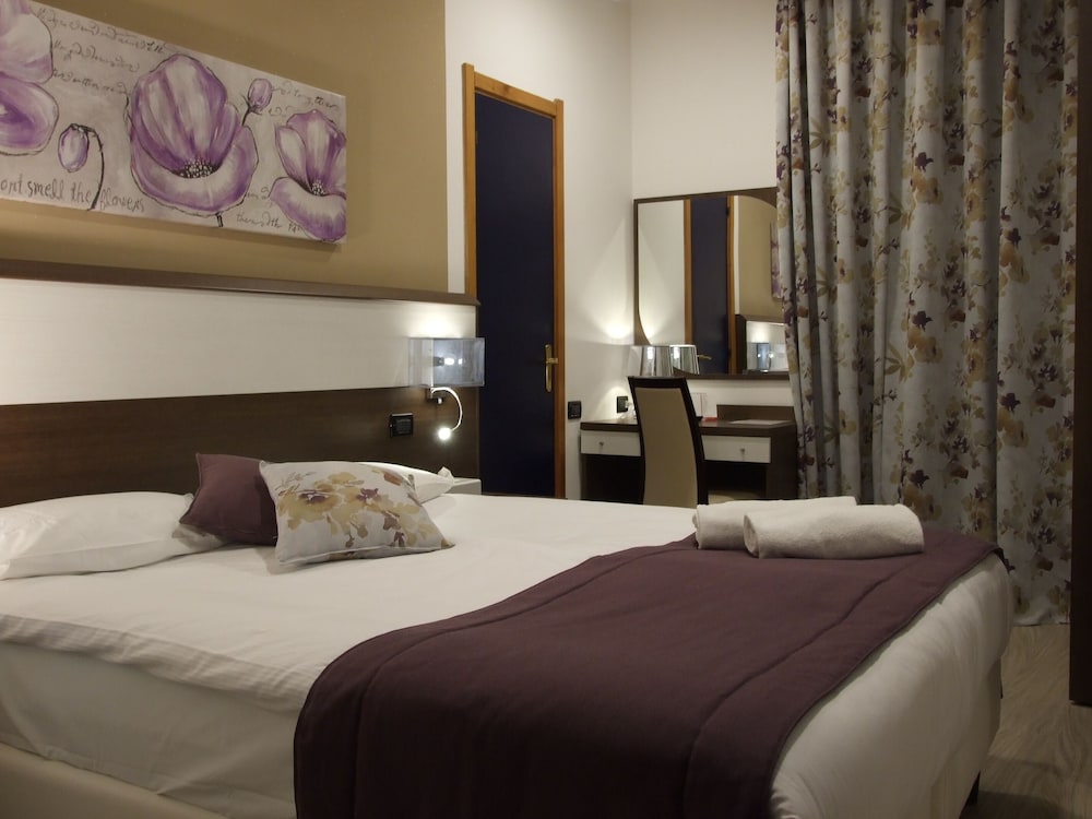 Hotel Coccodrillo 15/68