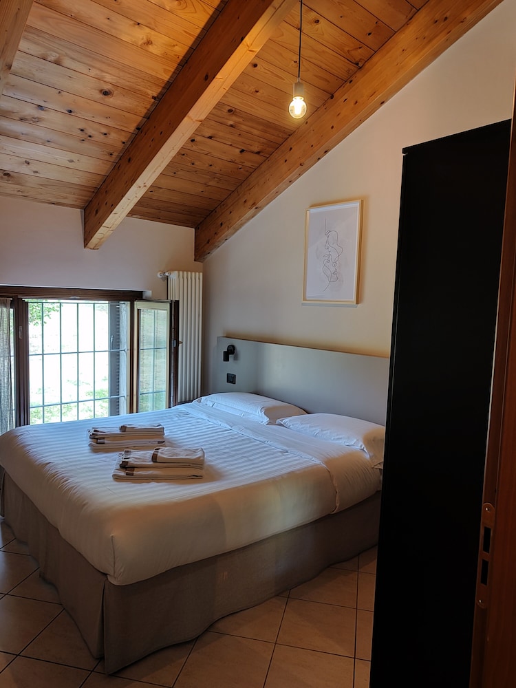 Cascina Bellonuovo - Agriturismo 16/50