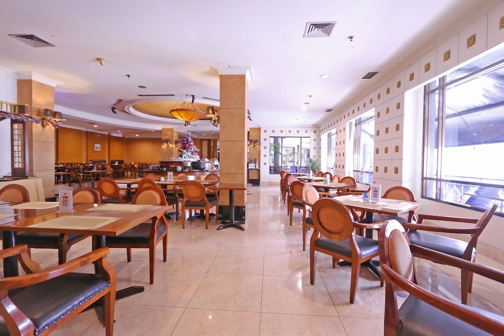Kaisar Hotel 45/56
