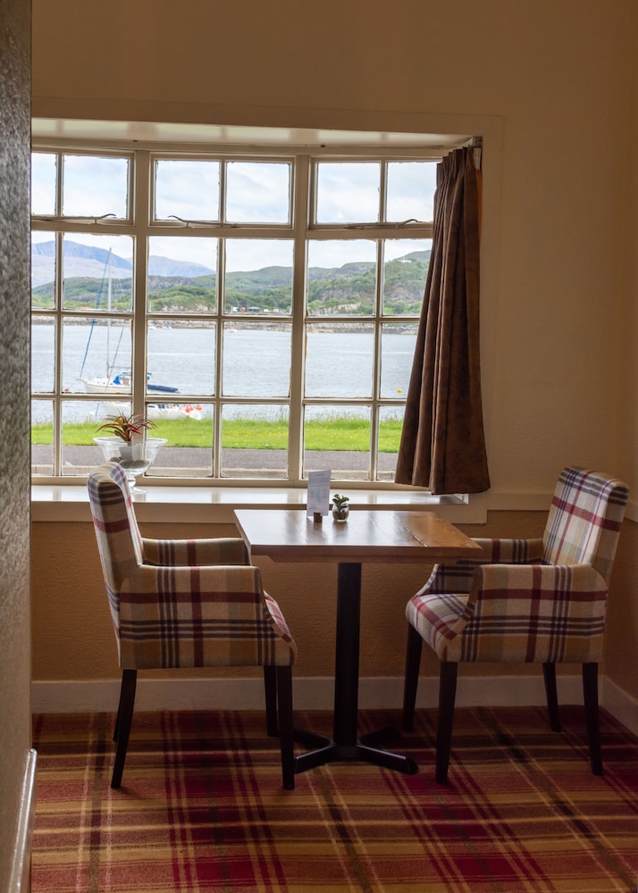 Kings Arms Hotel Skye 47/63