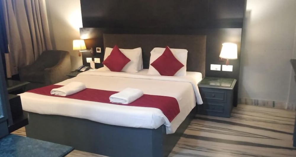 Zip By Spree Hotels Surabi International 17/58