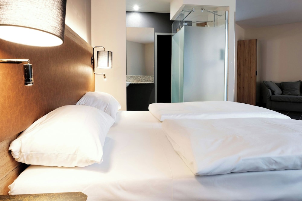 غرفة بسرير كوين، FOUR POINTS FLEX by Sheraton Ratingen Dusseldorf Airport 9/10