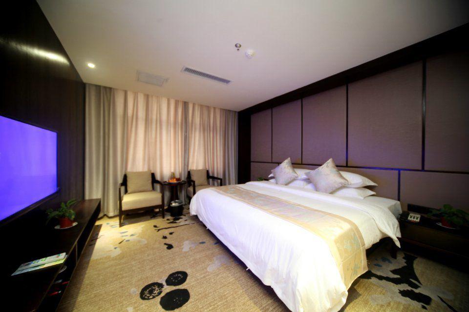 Dongfang Xuanyi Holiday Hotel 9/15