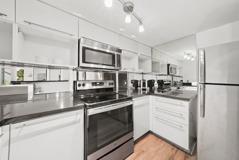 Metropole Suites South Beach 53/77