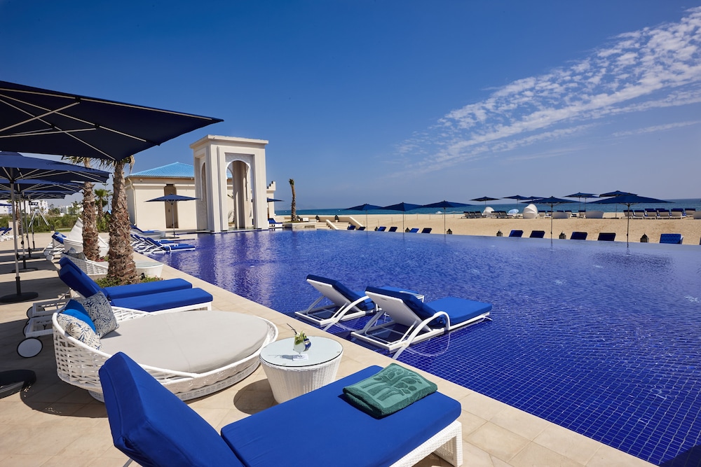 Banyan Tree Tamouda Bay 7/87