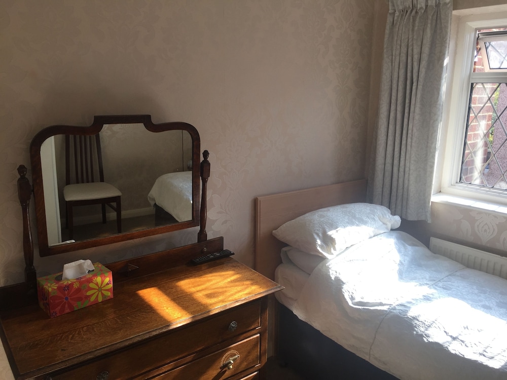Edgware Bed and Breakfast 34/34
