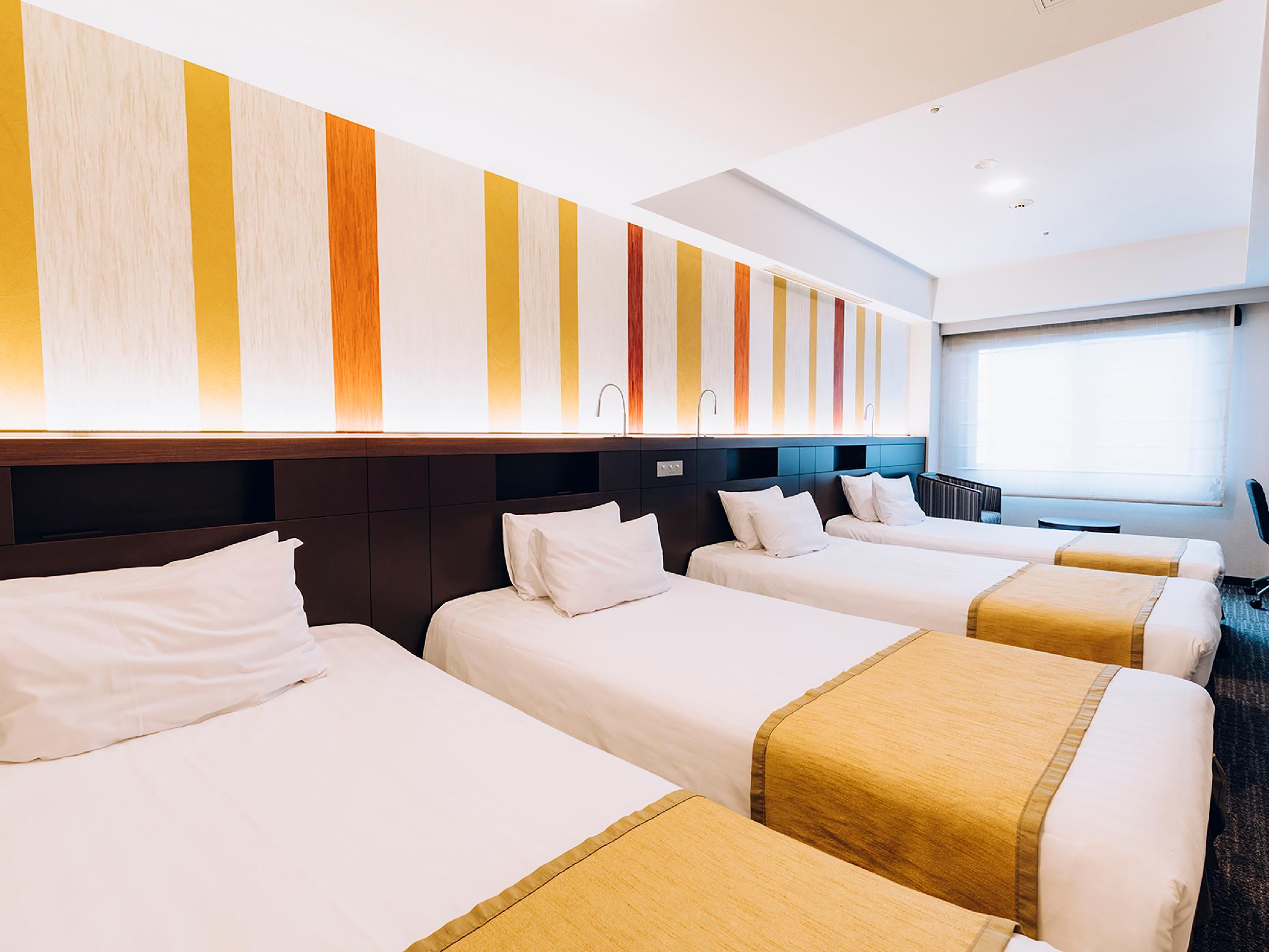 Standard, 4 Beds