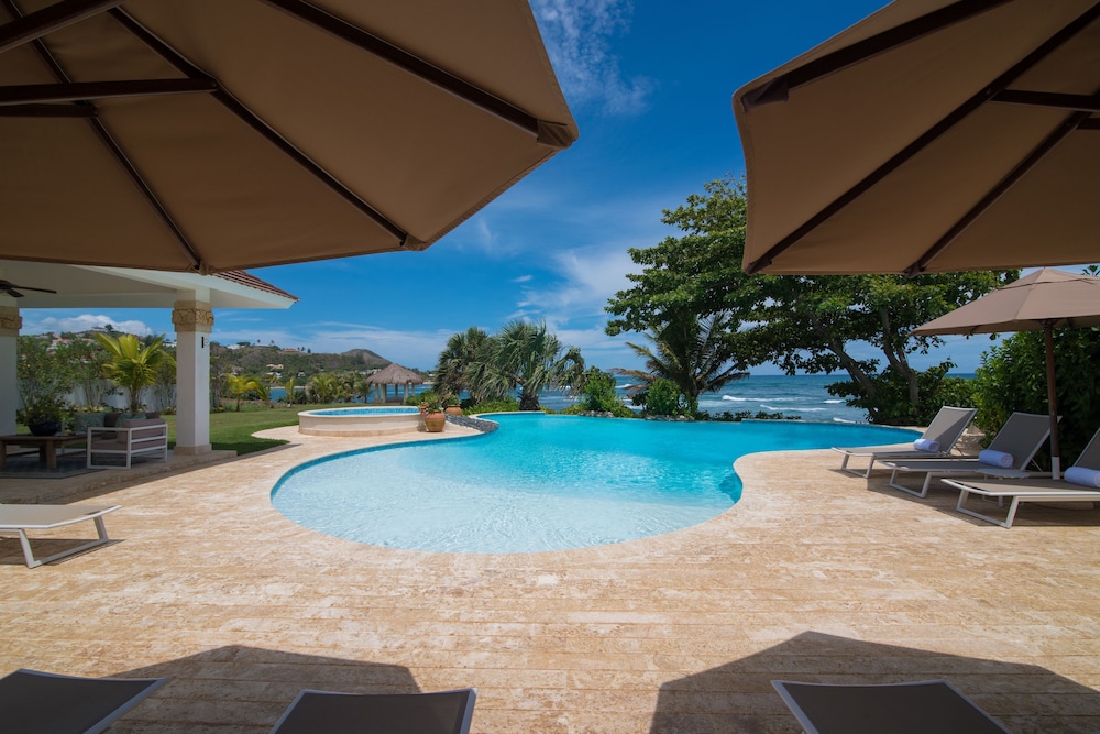 The Cliff 6 Bed Villa - All Inclusive 41/48