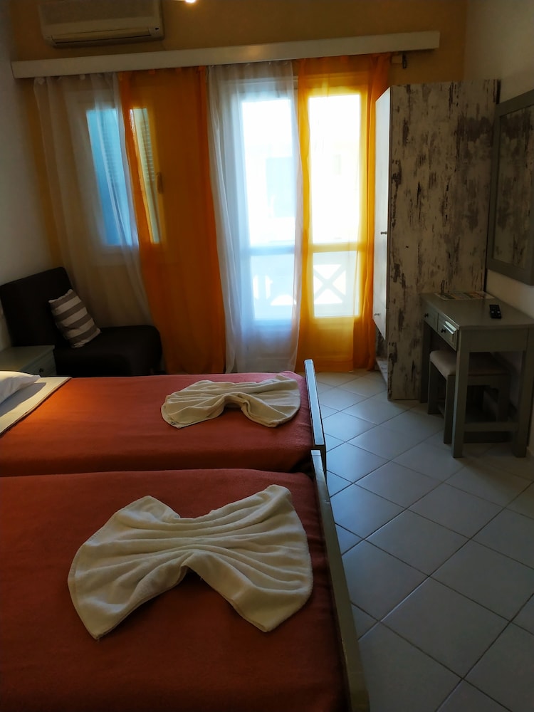 Renia Hotel 37/60