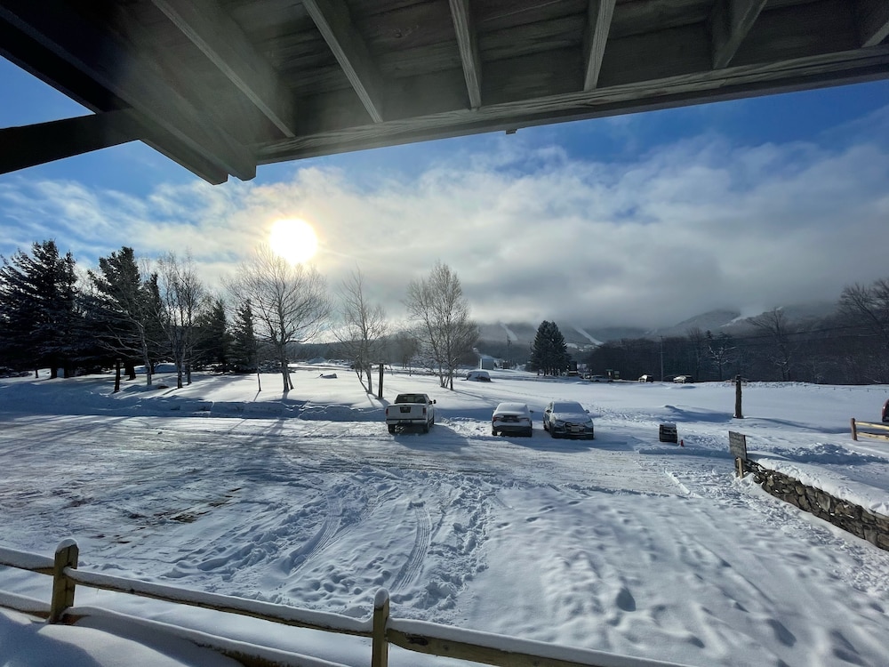 The Mountain Inn At Killington 44/67