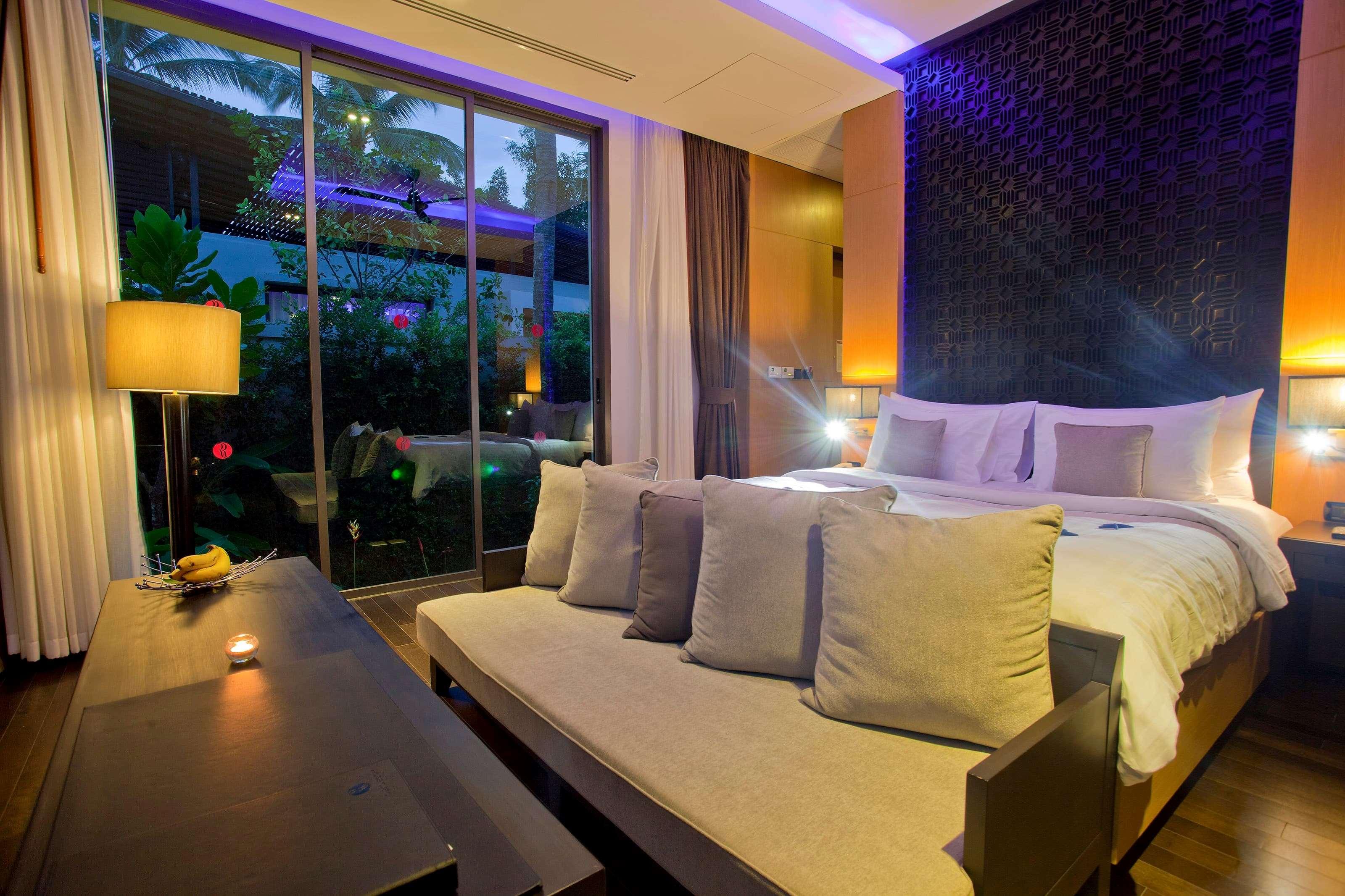 Pool, Villa, King Bed