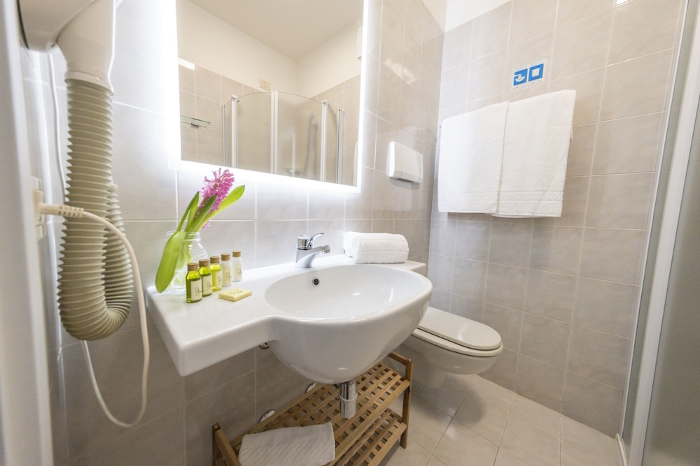 Hotel Al Sole Bardolino 44/49