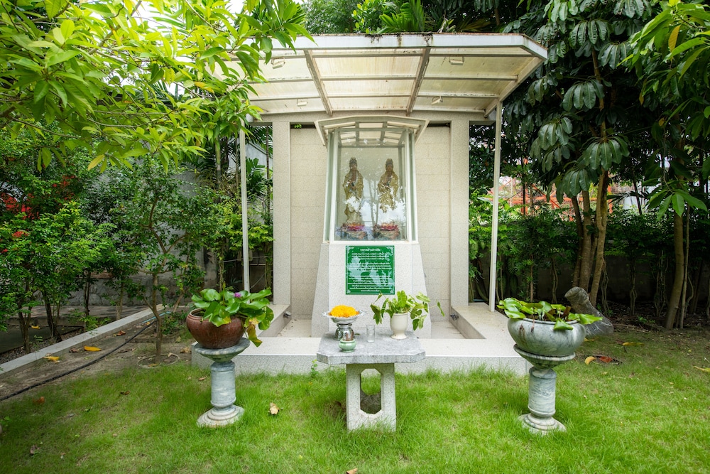 Mac Garden Resort 30/41