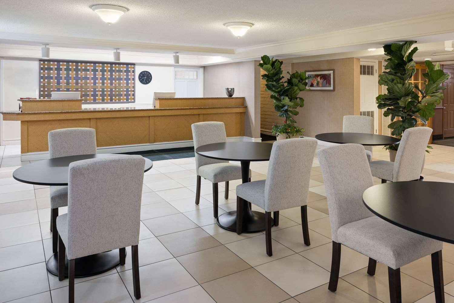 La Quinta Inn by Wyndham Pittsburgh Airport 22/36