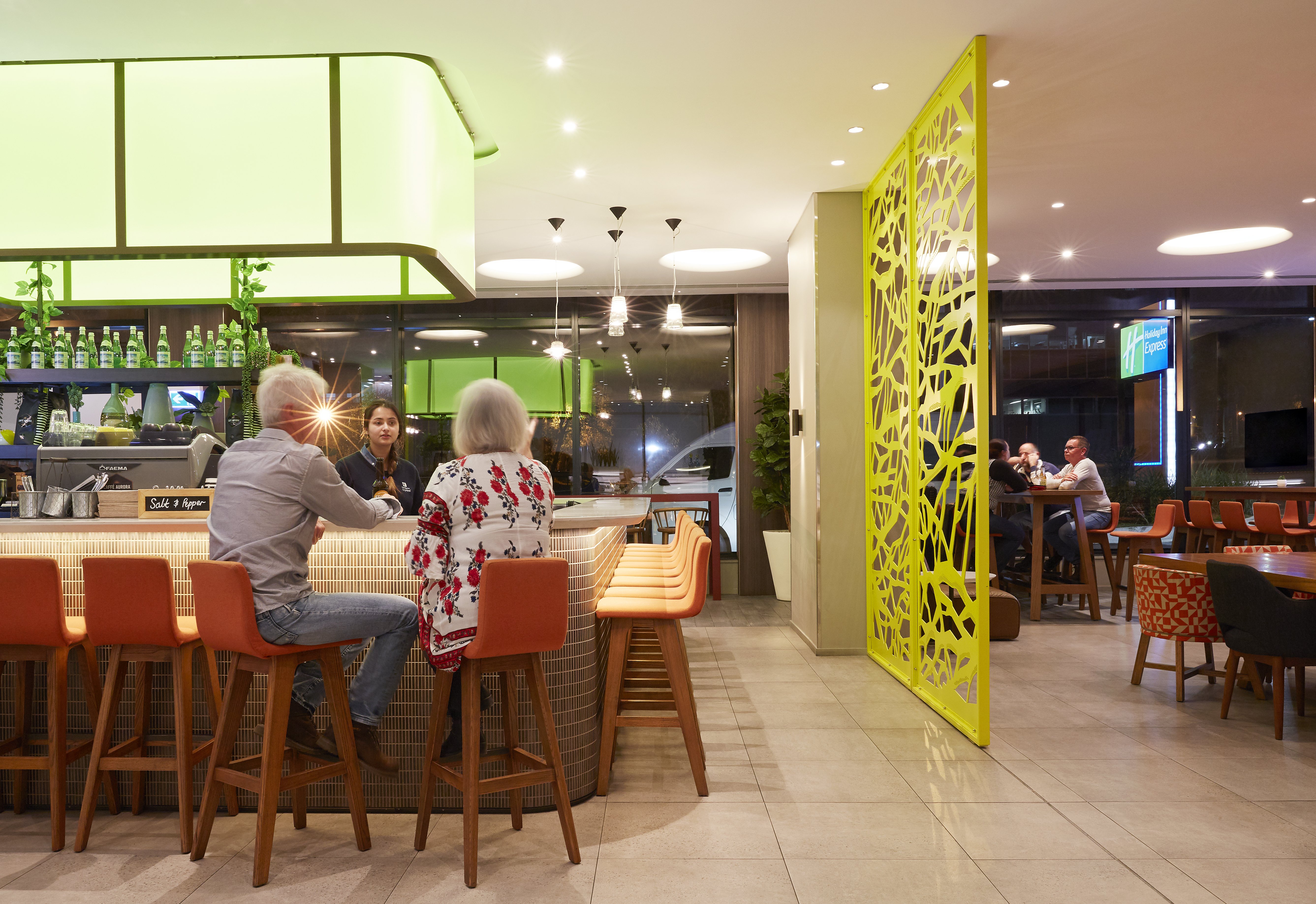Holiday Inn Express Sydney Macquarie Park 40/54