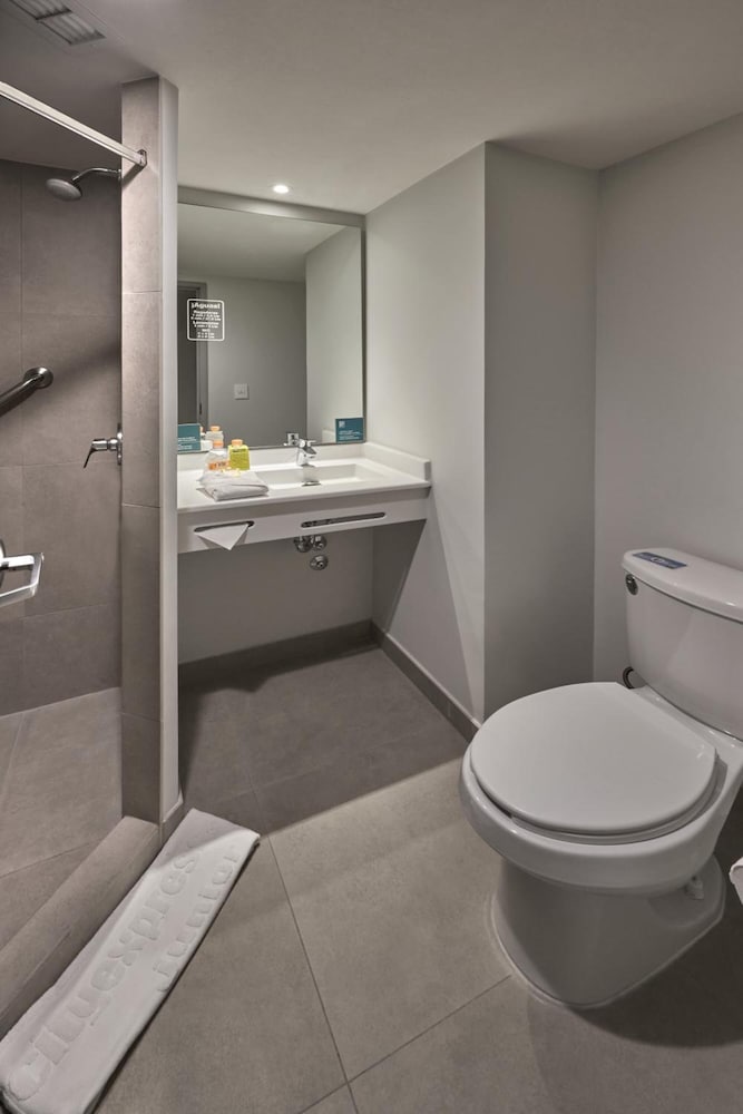City Express Junior by Marriott Ciudad Juarez Consulado 38/38