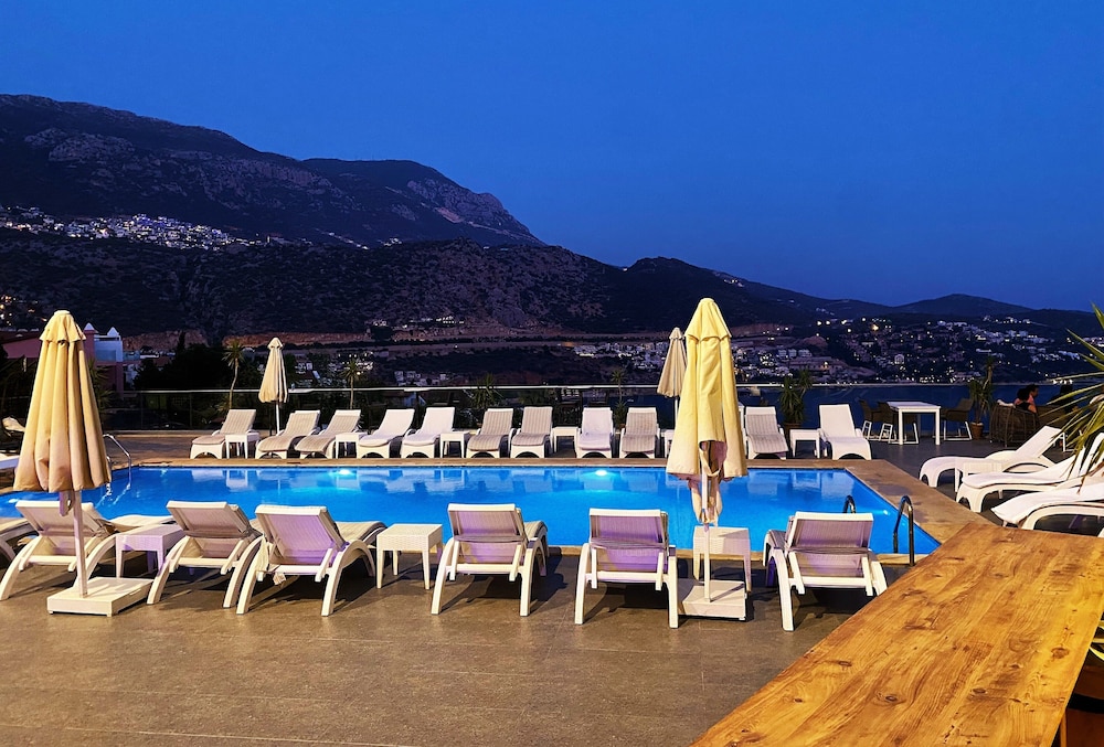 Rhapsody Hotel Kalkan - Adults Only +12 84/88