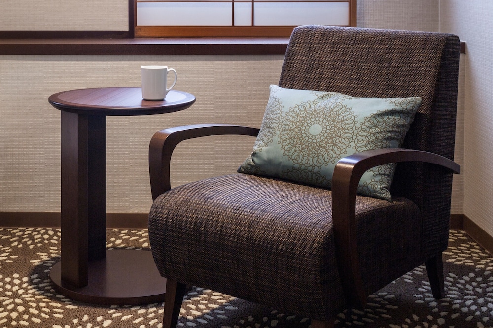 Holiday Inn ANA Kanazawa Sky 32/80