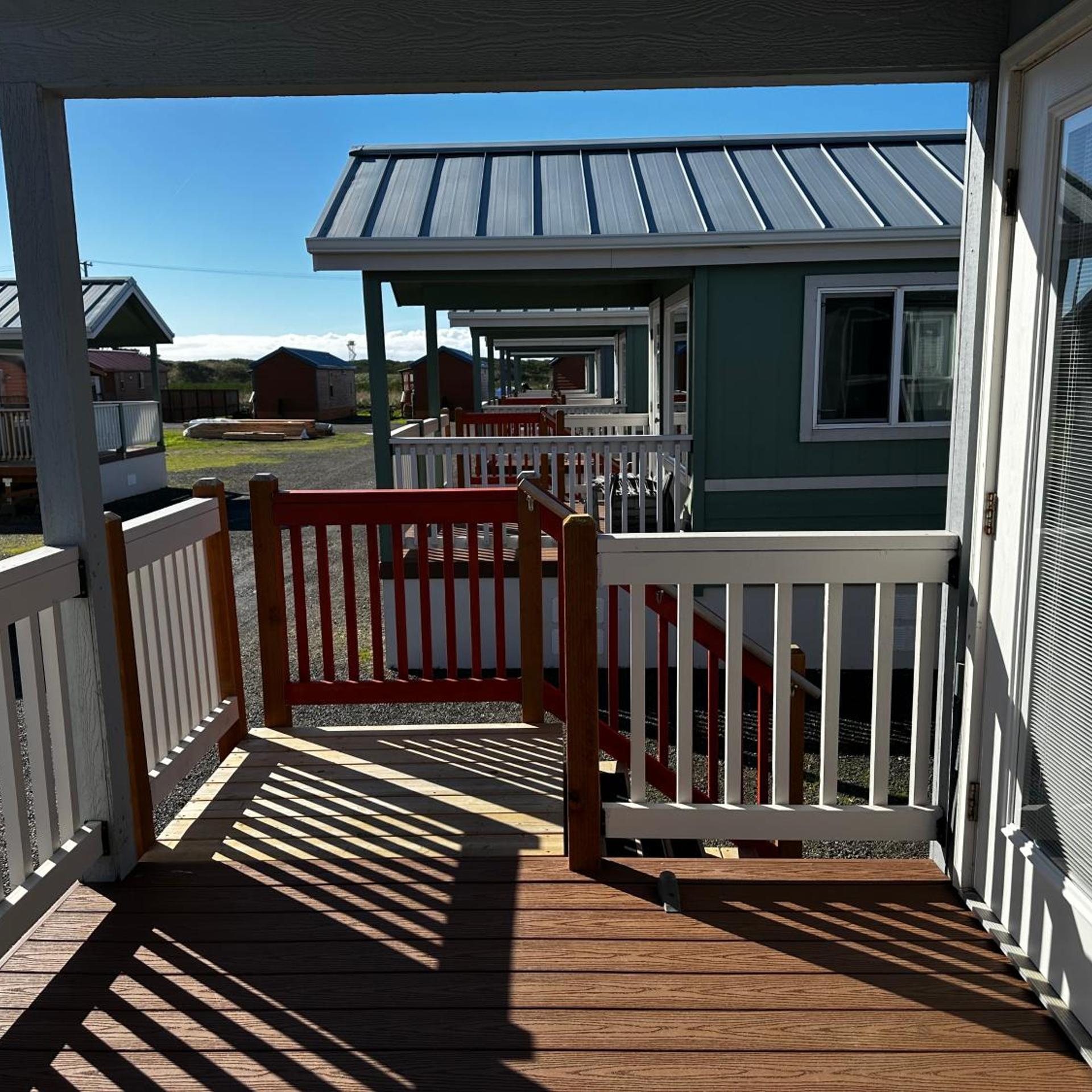 Westport Inn 50/50