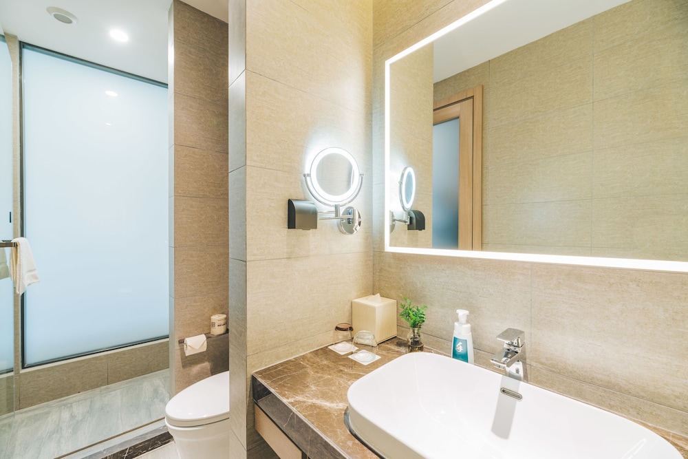 Atour Hotel (Suzhou North High Speed Railway Station, Qiyage Garden) 44/44
