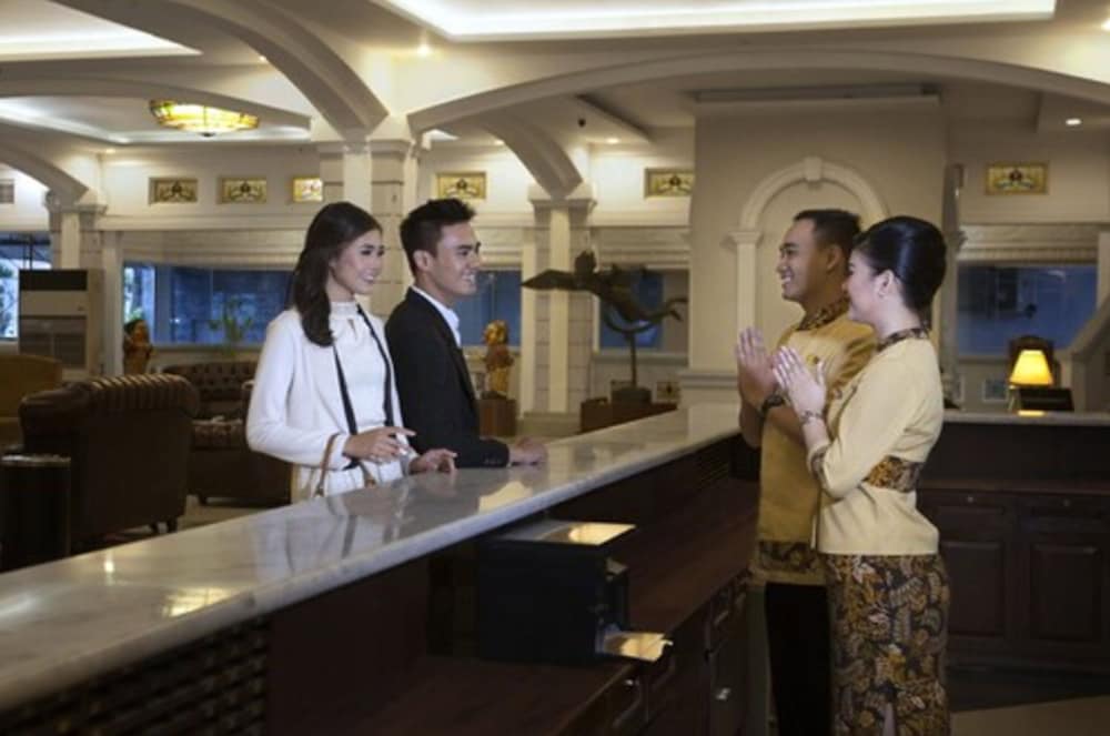 The Rich Jogja Hotel 10/81
