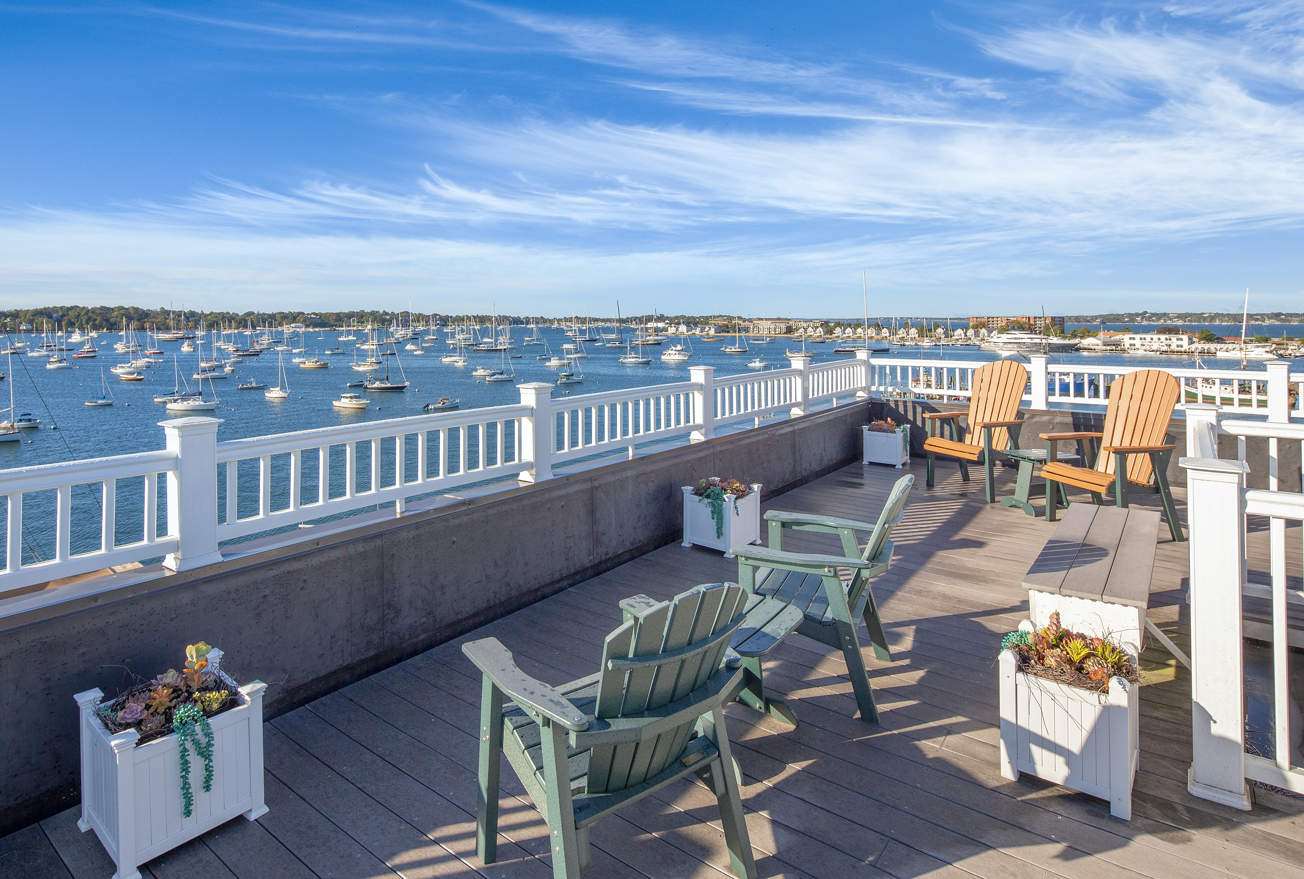 Club Wyndham Inn on Long Wharf 10/64