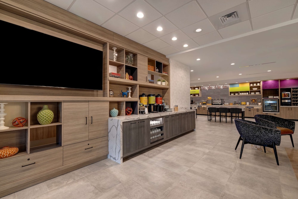 Home2 Suites by Hilton Blythewood SC 8/67