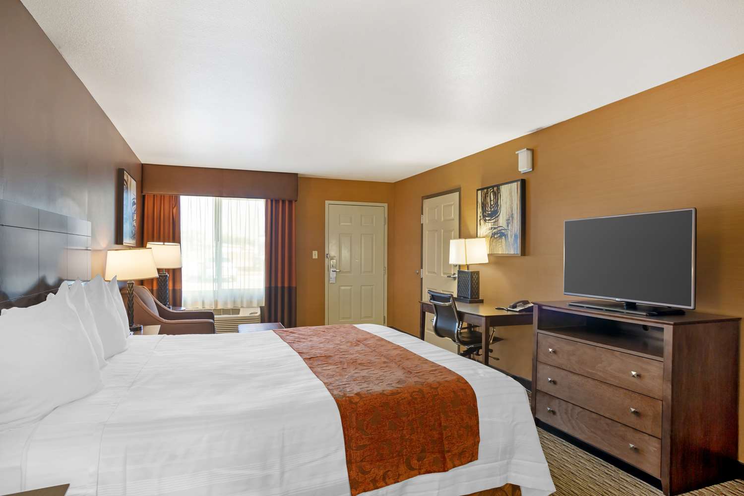 غرفة بسرير كينج بحوض استحمام لذوي الإعاقة، Best Western Exeter Inn & Suites 4/5