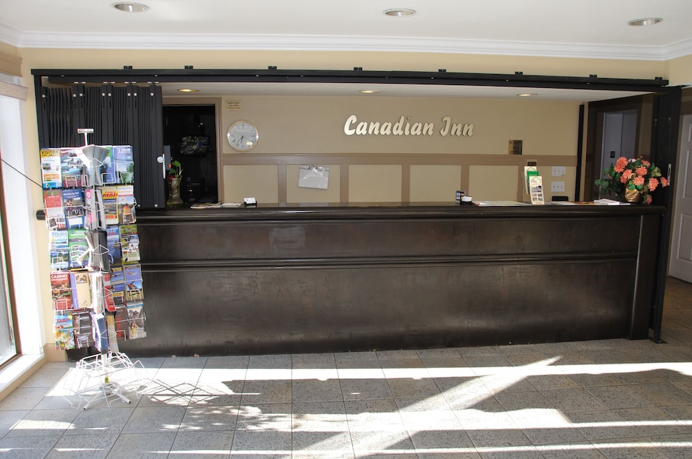 Canadian Inn 2/34