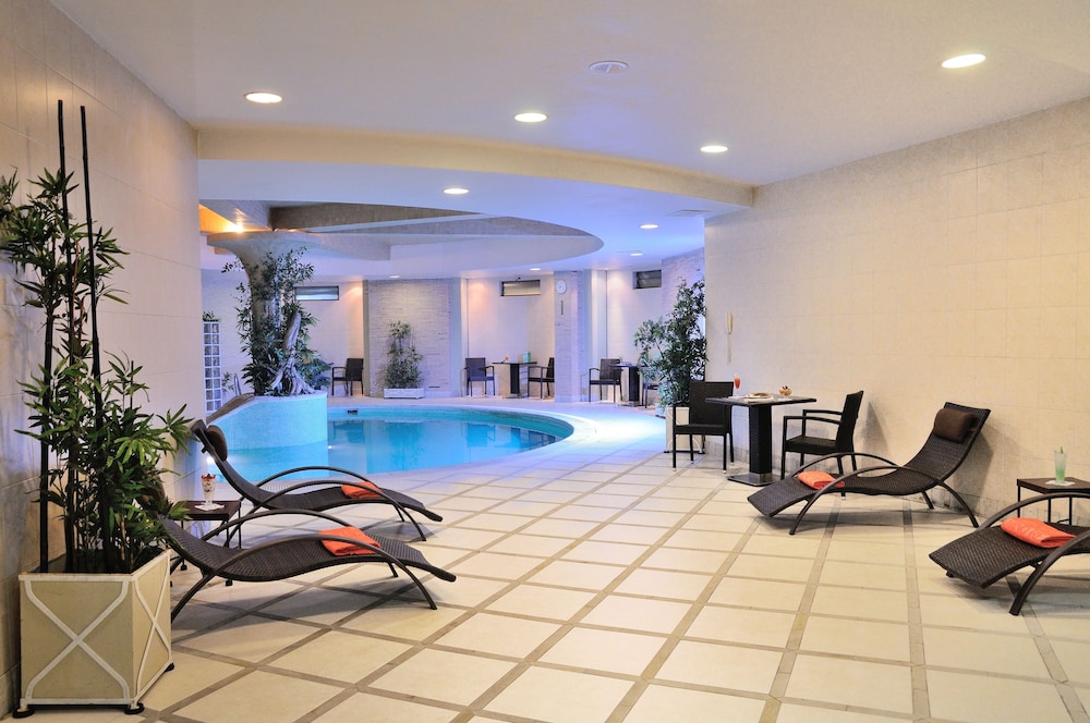 Suites Camino Real 41/73