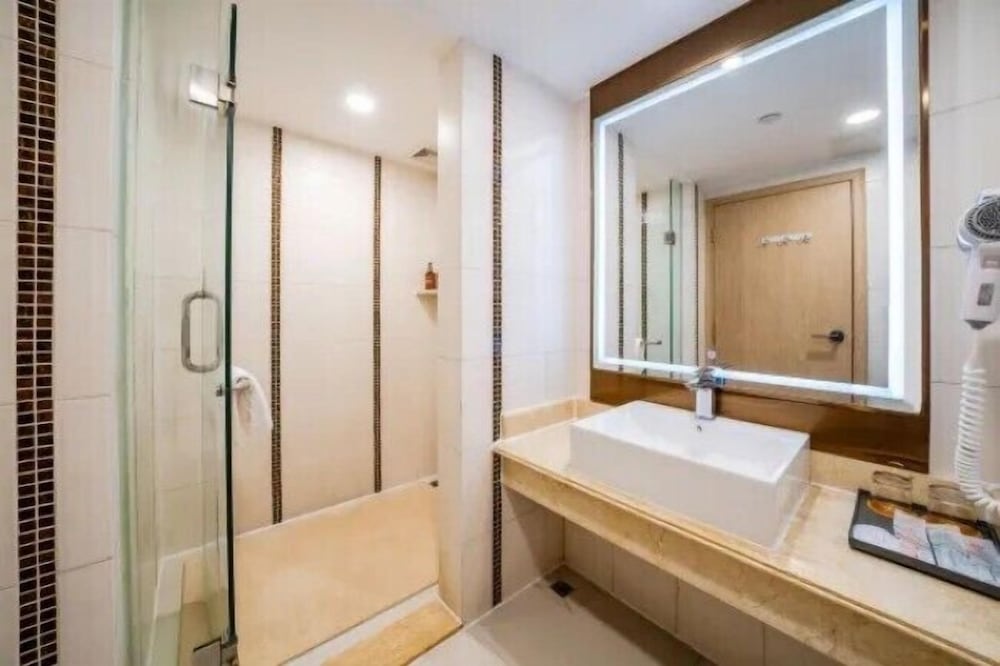 Vienna Hotel (Shenzhen Meilin) 35/36