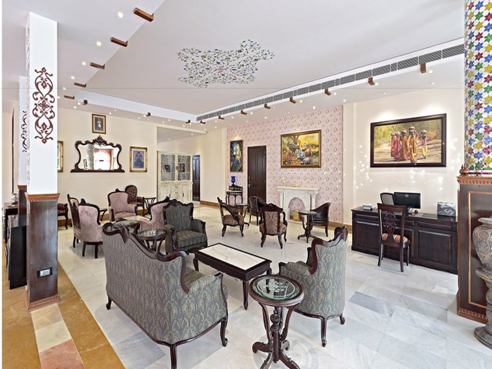 Talai Bagh Palace 7/19