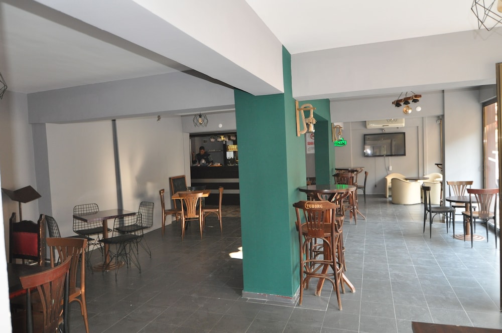 Surtel Hotel 36/41