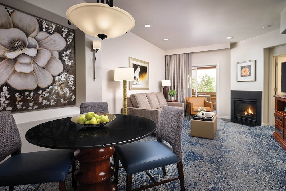 Sheraton Desert Oasis Villas Scottsdale 26/39