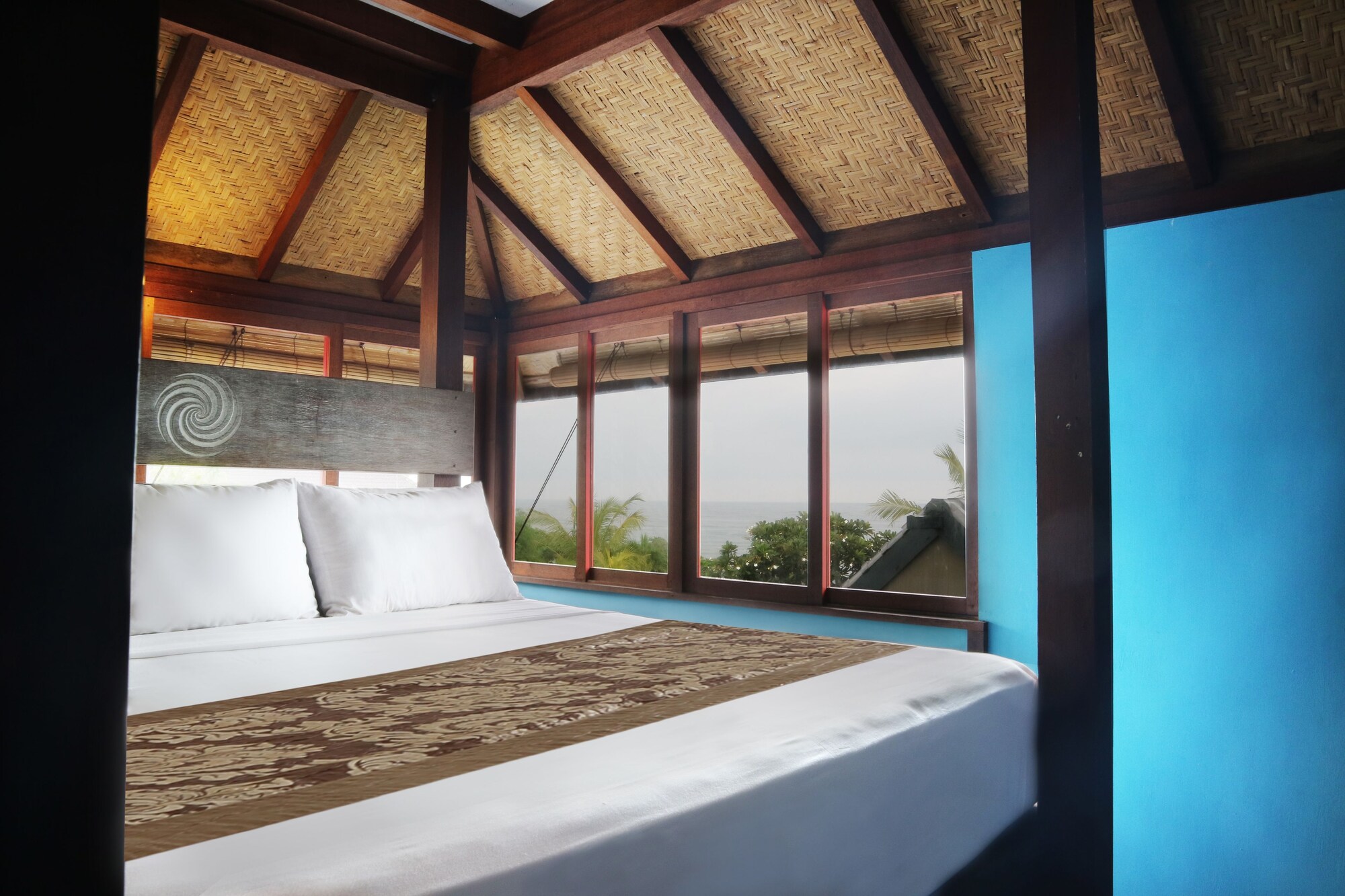 King Bed, Sea View, Stair View